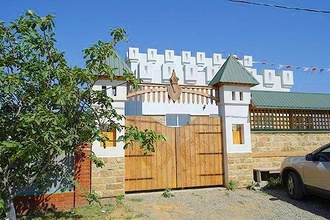 «Семейный клуб Замок» - гостевой дом