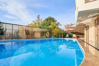 «Апартаменты с бассейном» «Апартаменты с бассейном»