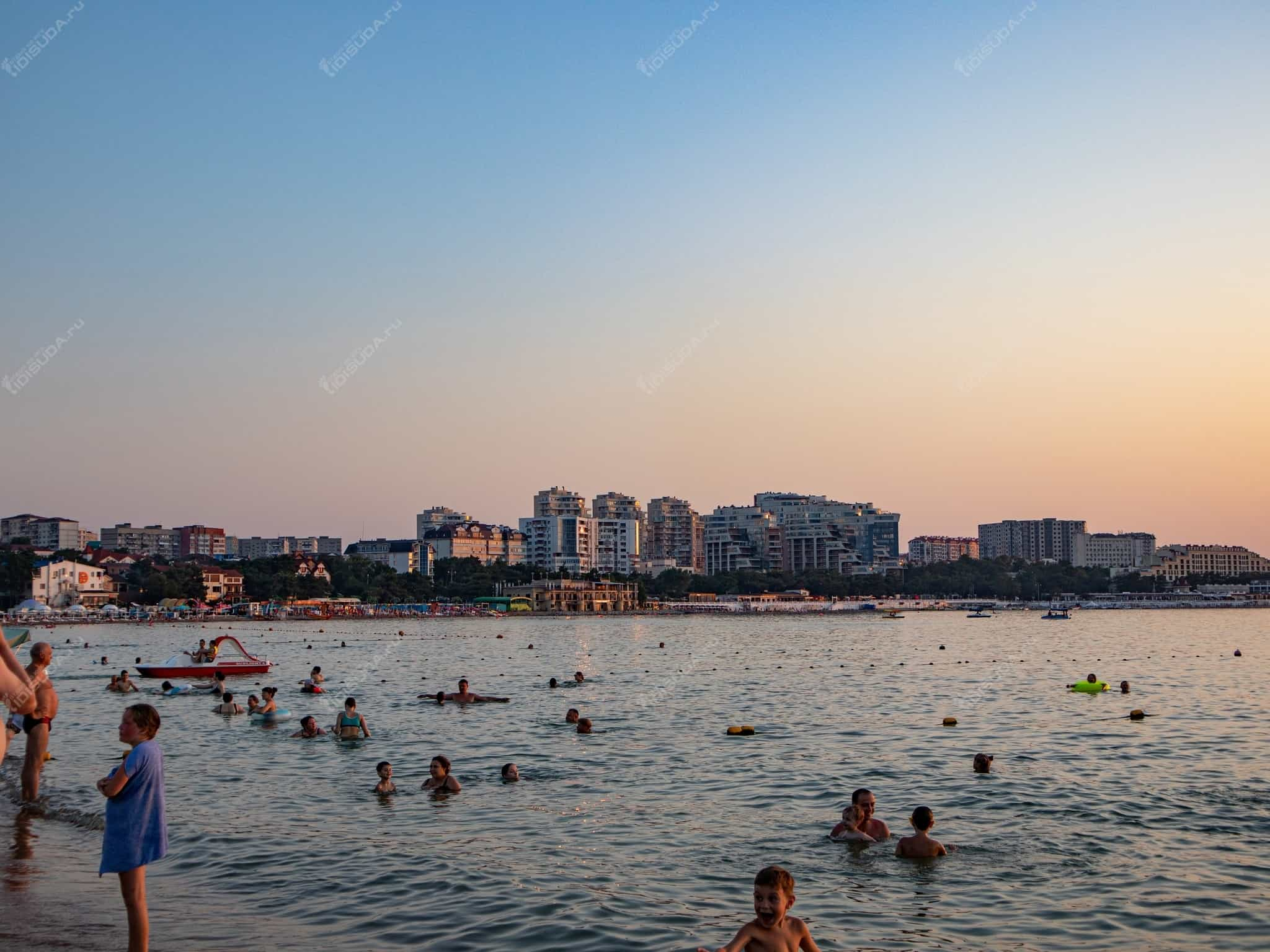 Геленджик Фото Города И Пляжа