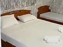   905